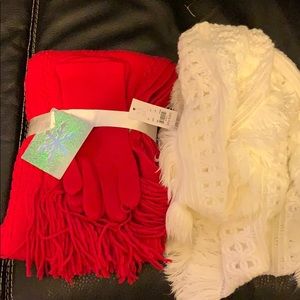 Scarf and glove set, and white scarf
